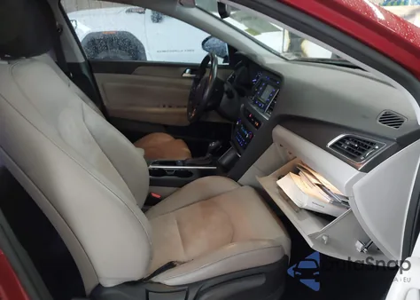 2015 Hyundai Sonata Sport z USA, uszkodzony, nr VIN 5NPE34AF7FH186915